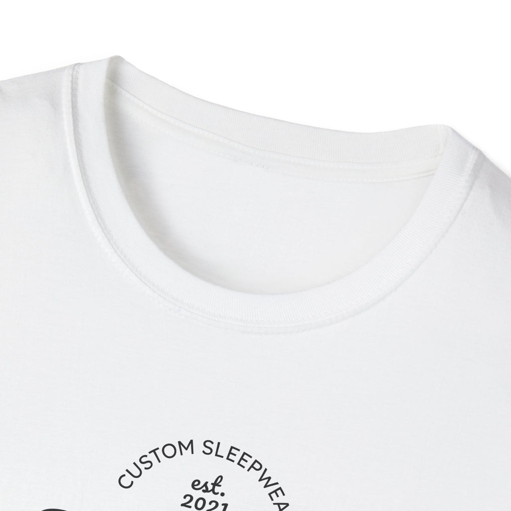 Sweet Dreams T-Shirt — Minimal Retro Sleepy Vibes Tee
