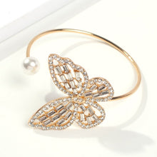 Load image into Gallery viewer, New Trendy Big Butterfly Ring Luxury Rhinestone Crystal Finger Rings Engagement Wedding Party Female Rings Animal Jewelry R01851