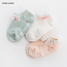 Load image into Gallery viewer, 3 Pairs/lot 0 to 24M Spring Summer Baby Socks Solid Color Infant Baby Floor Socks Soft Cotton Anti-slip Boat Socks For Girls