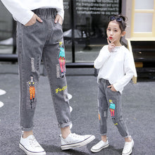 Load image into Gallery viewer, Girls Ripped Jeans For Kids New Spring Autumn Trousers Fashion Korea Style Vintage Hole Girl Embroidery Ankle-Length Denim Jeans