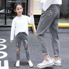 Load image into Gallery viewer, Girls Ripped Jeans For Kids New Spring Autumn Trousers Fashion Korea Style Vintage Hole Girl Embroidery Ankle-Length Denim Jeans