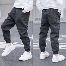 Load image into Gallery viewer, 2022  Kids Boys Jeans Baby Clothes Classic Pants Children Denim Clothing Infant Boy Casual Bowboy Bottoms Trousers  4-12 Years