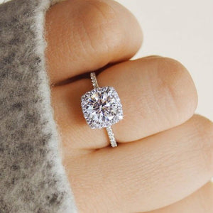 Crystal  Engagement Claws Design Hot Sale Rings For Women AAA White Zircon Cubic elegant rings Female Wedding jewerly