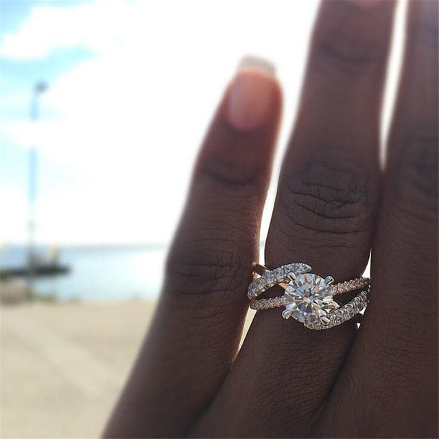 Crystal  Engagement Claws Design Hot Sale Rings For Women AAA White Zircon Cubic elegant rings Female Wedding jewerly